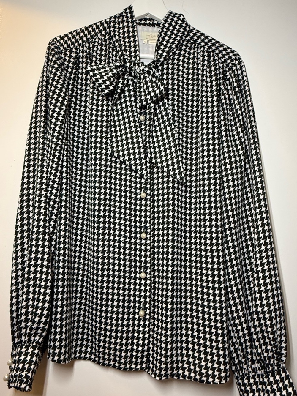 Kate Spade ♠️ Houndstooth Tie Neck Shirt